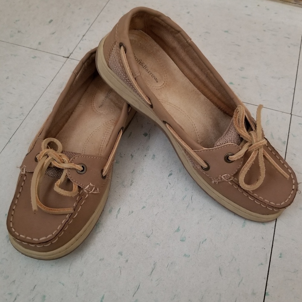Croft & Barrow Tan Boat Shoes (size 6.5)